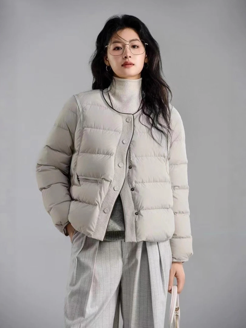 轻薄短款简约羽绒服女2025冬季新款时尚圆领宽松白鸭绒保暖外套