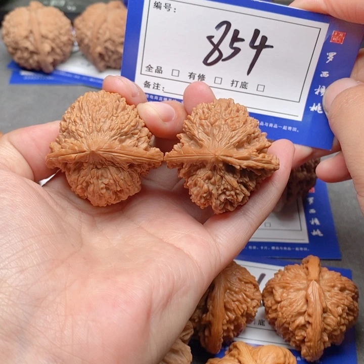 把件桃核39满天星854号牌