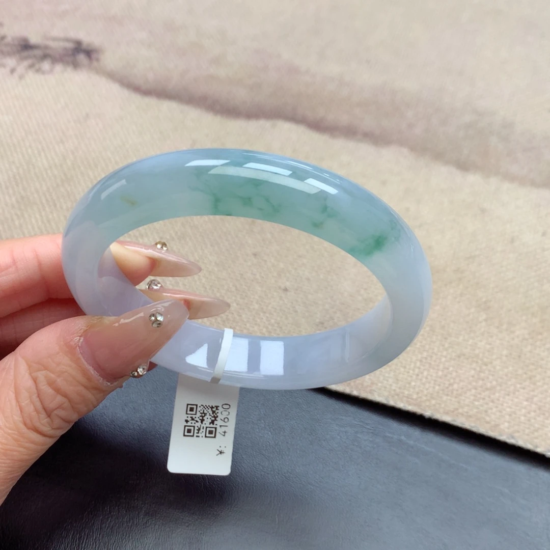 未镶嵌手镯翡翠缅甸翡翠手镯