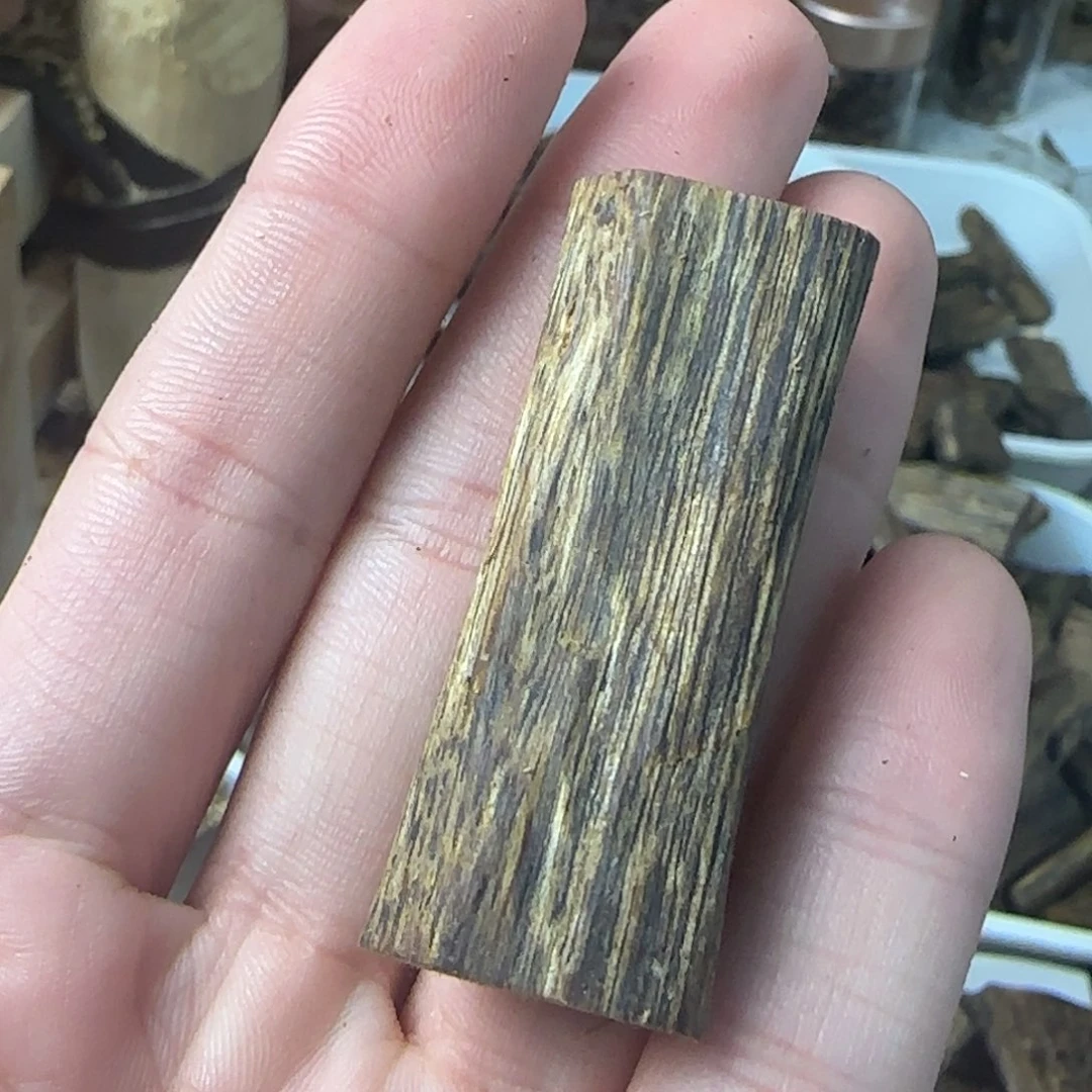 沉香沉香碎屑老白棋5克