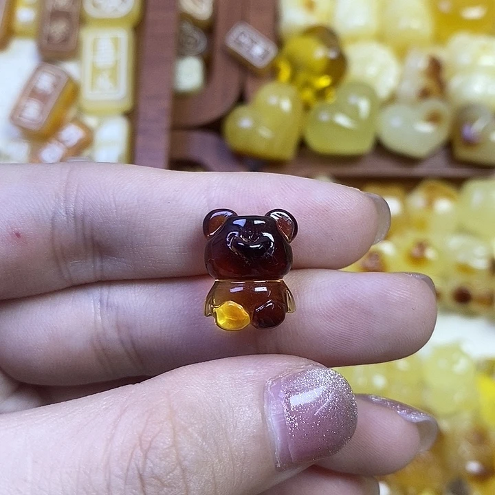 吊坠橄榄核小熊熊