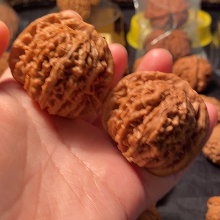 文玩核桃吊坠45四座楼