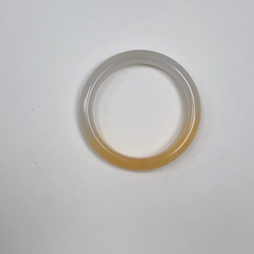 沫***念未镶嵌手镯石英质玉