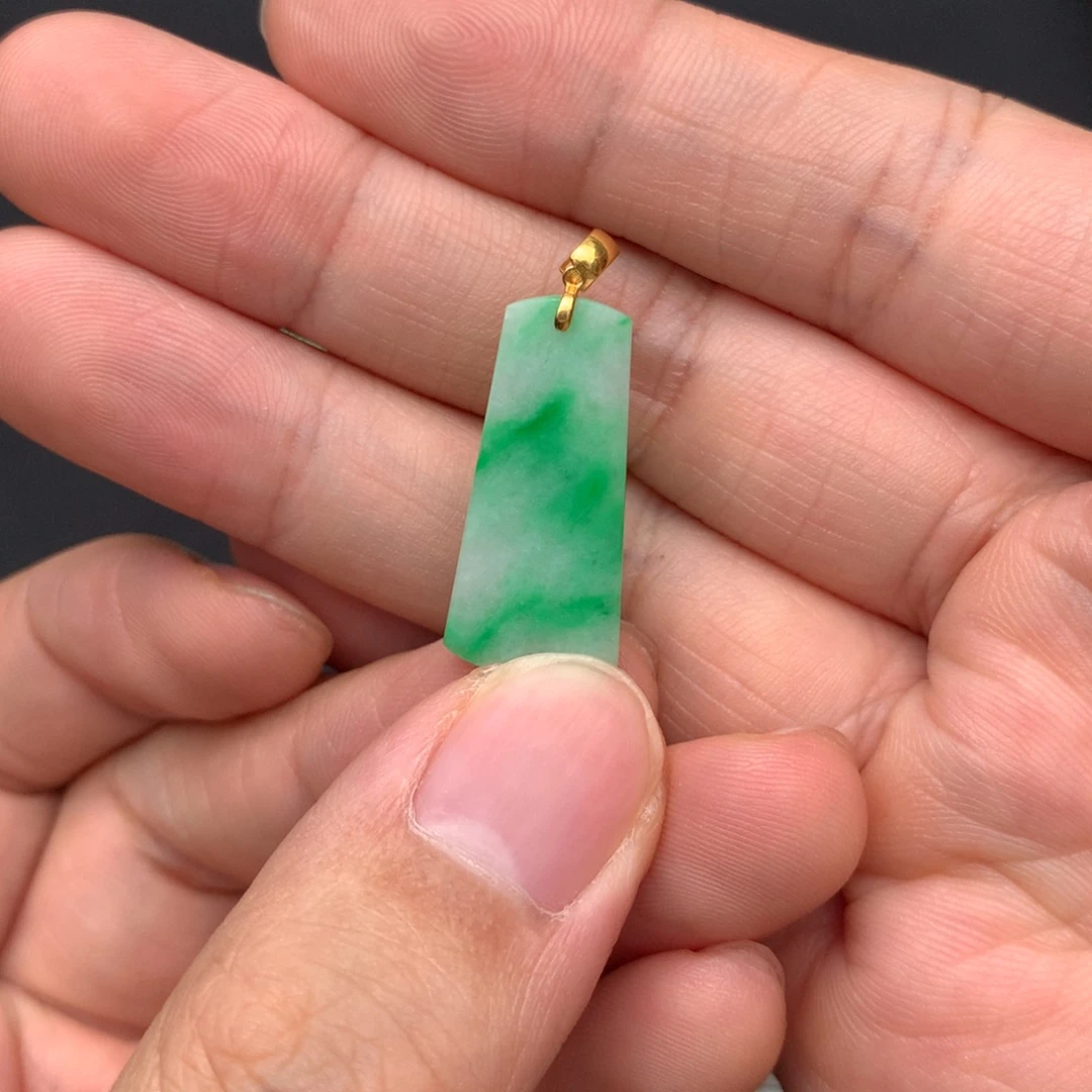 翡翠18K金镶嵌吊坠(不含链)福利款不退换