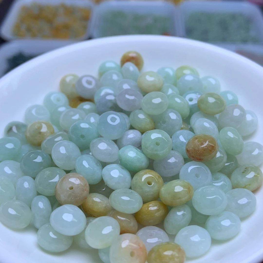 未镶嵌手链翡翠卡5.6乘8.8冰晴鼓珠30个