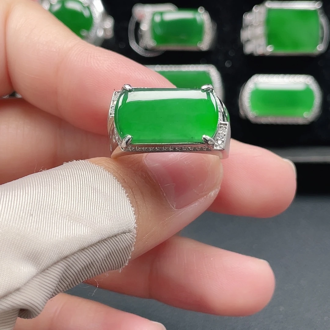 翡翠银S925镶嵌戒指天然A货翡翠没运费险3918