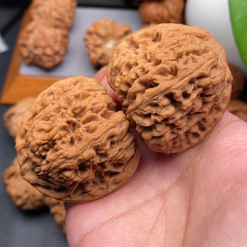 【闪购商品】文玩核桃把件南江全品43