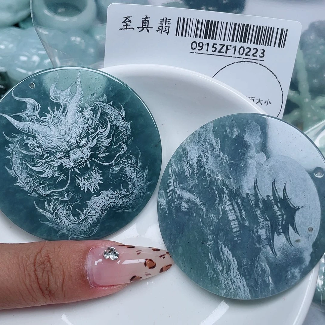 吊坠(不含链)未镶嵌翡翠
