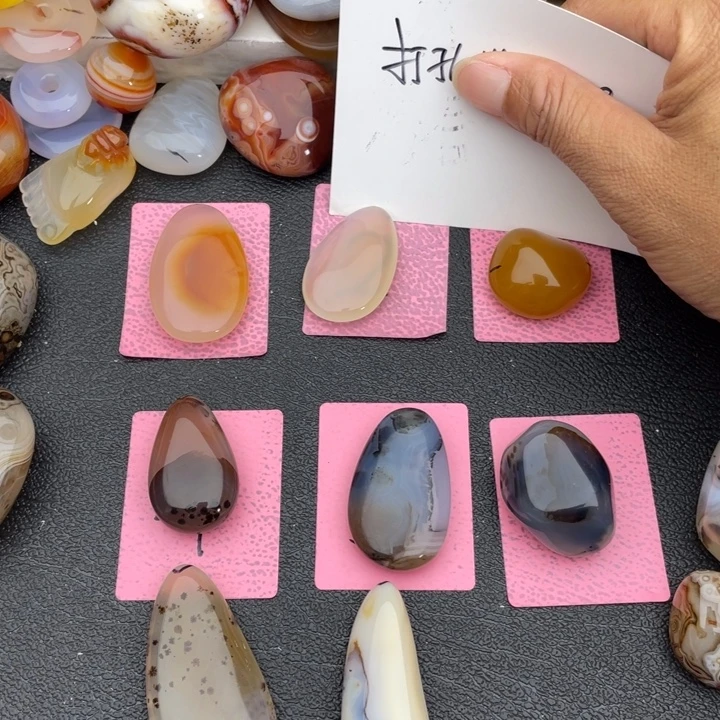 呦***呵未镶嵌玉髓马达加斯加玉髓玛瑙玛瑙/玉髓