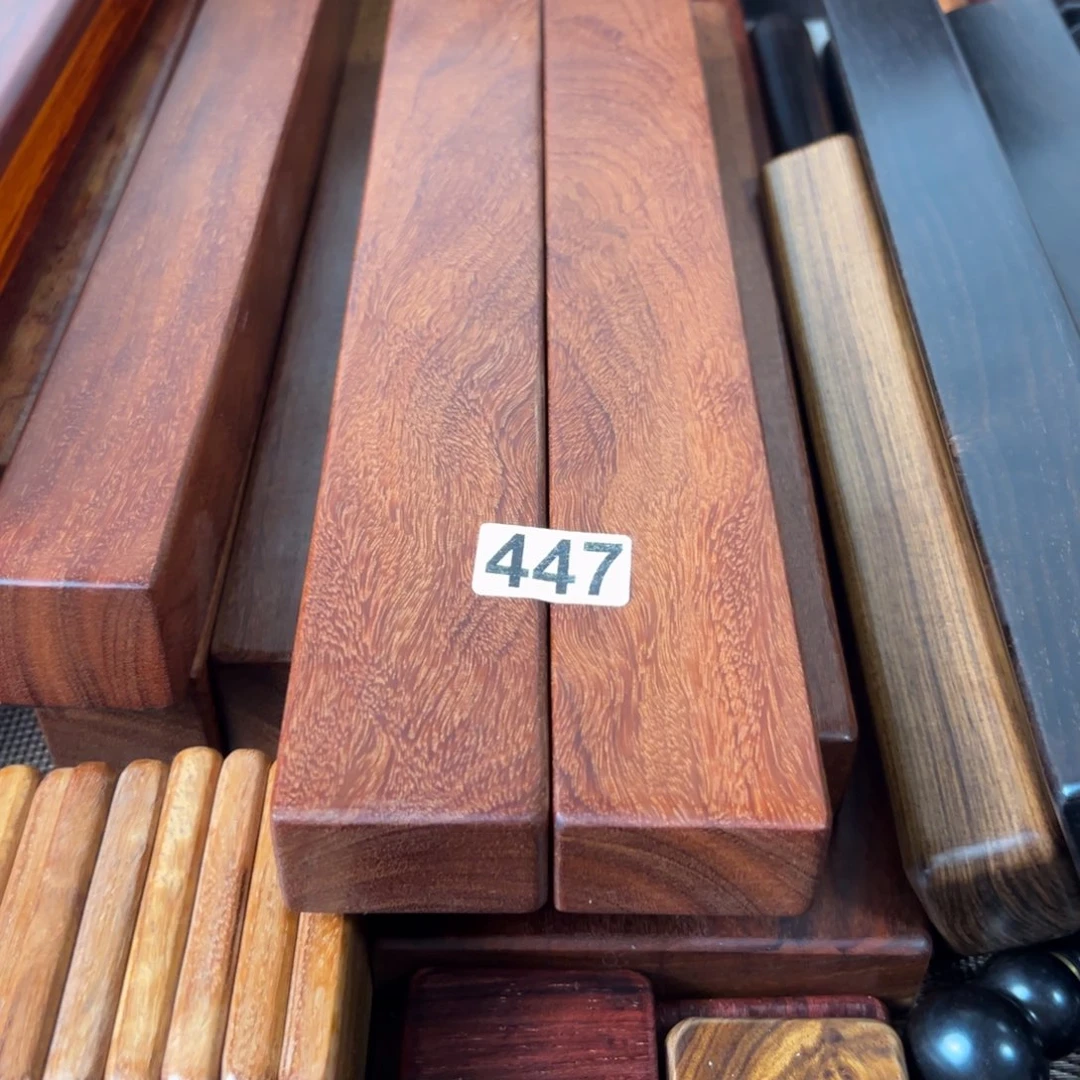 一***）大果紫檀（缅甸花梨）金星紫檀镇尺