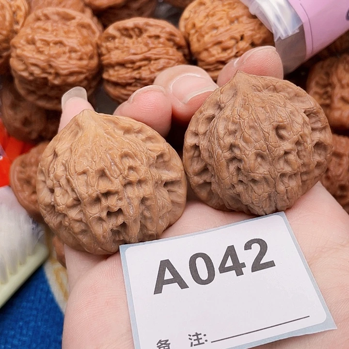 文玩核桃吊坠核桃