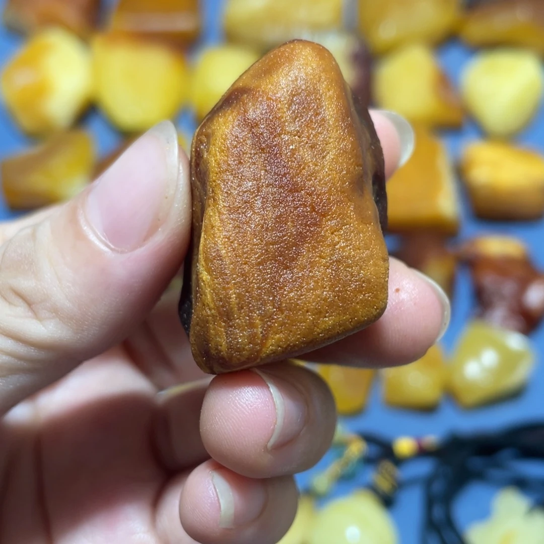 哥***”未镶嵌定制蜜蜡随形