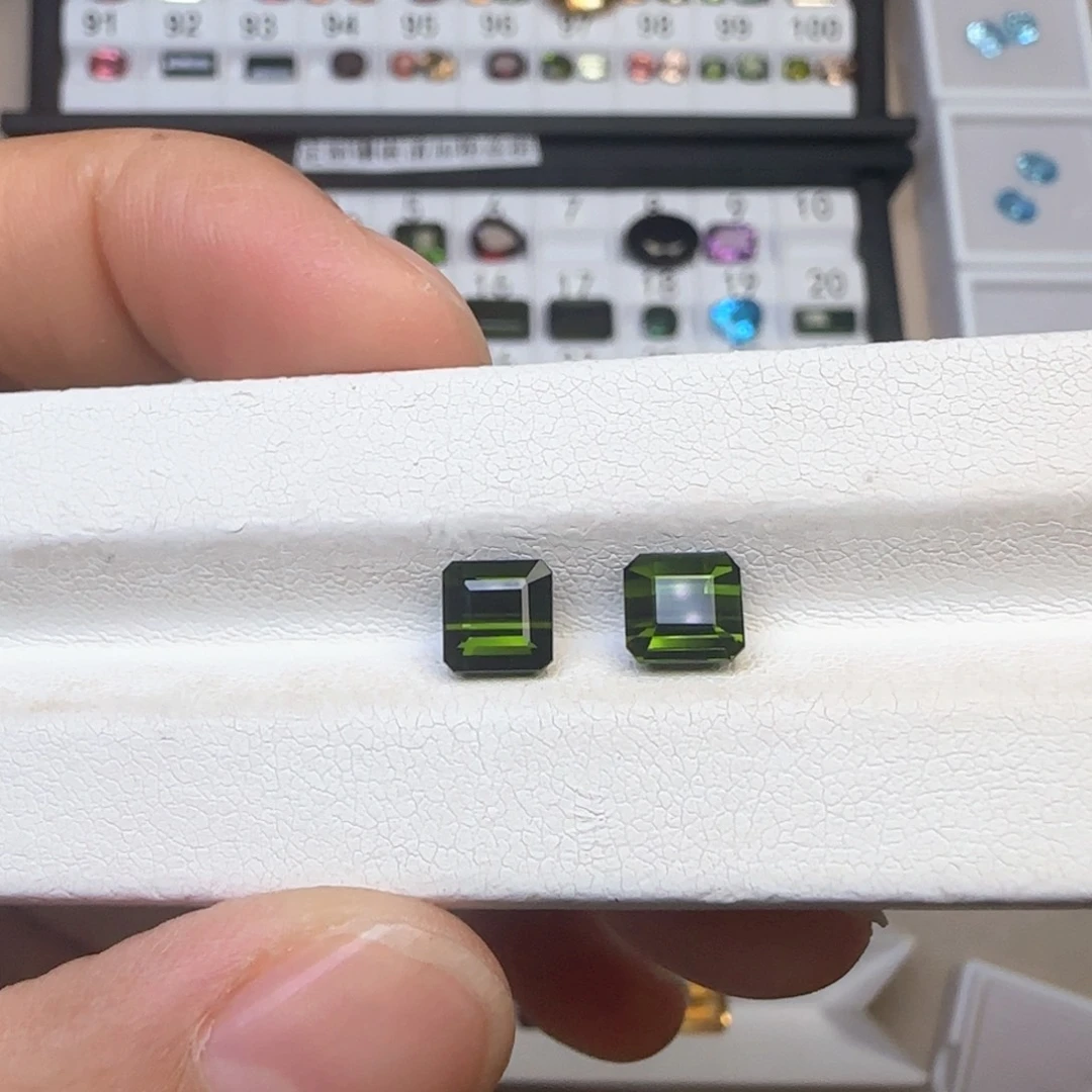 珠宝半成品未镶嵌碧玺天然3.15克拉一对