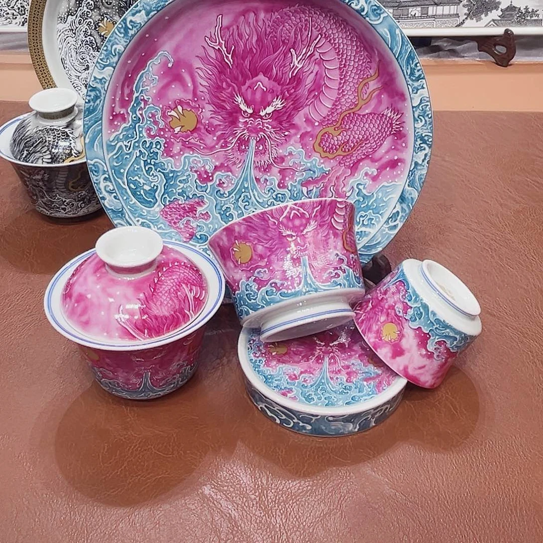 摆件景德镇陶瓷研究所工作的