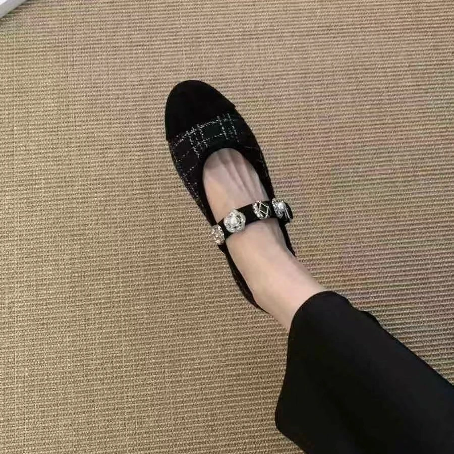 法式钻扣浅口单鞋软底平底女鞋136-21
