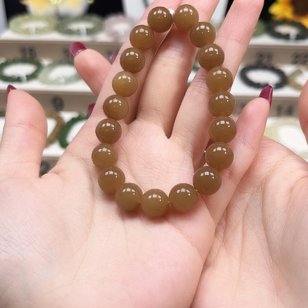 愈***汐和田玉未镶嵌手链