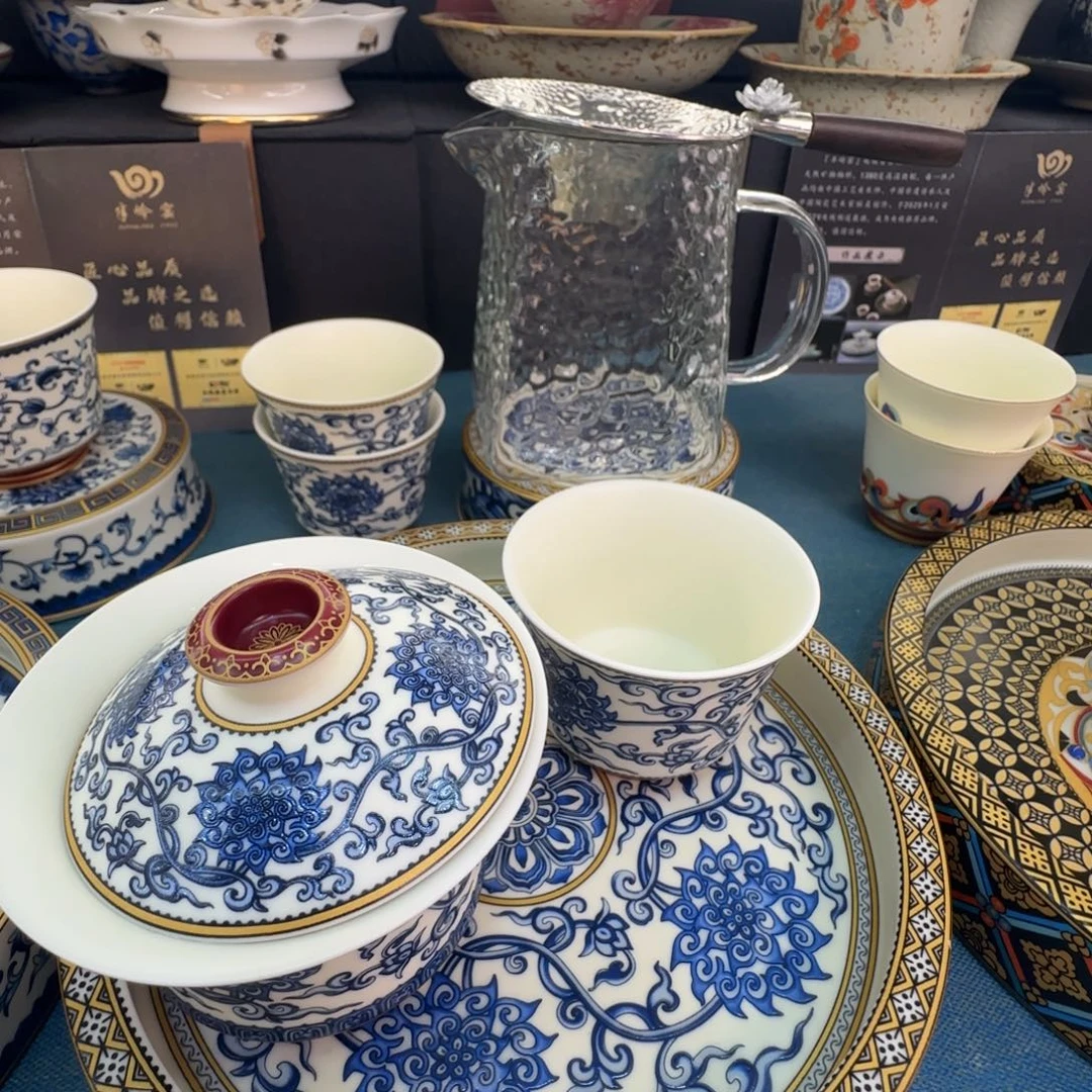 当代艺术家辞典等多部