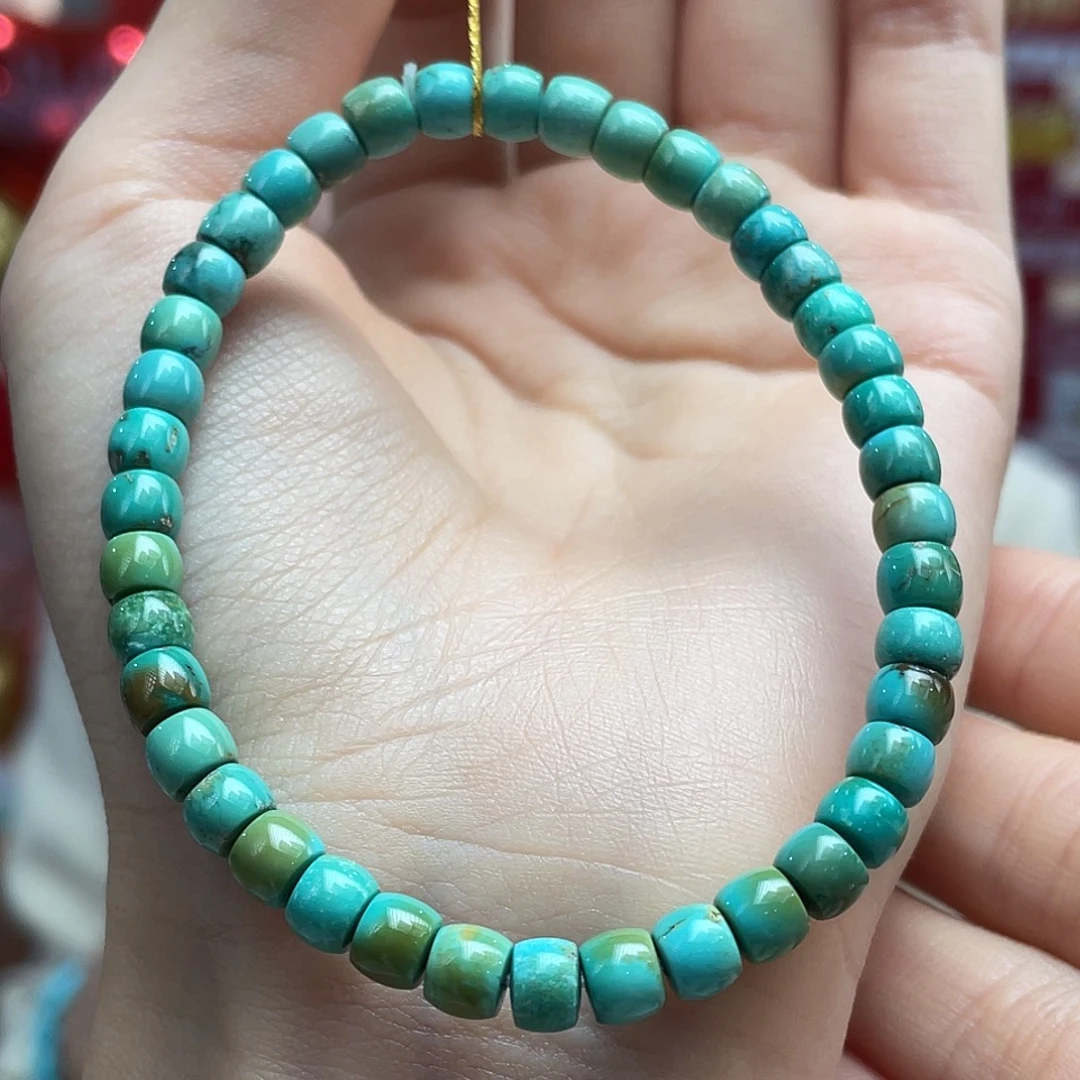 绿松石未镶嵌颈饰