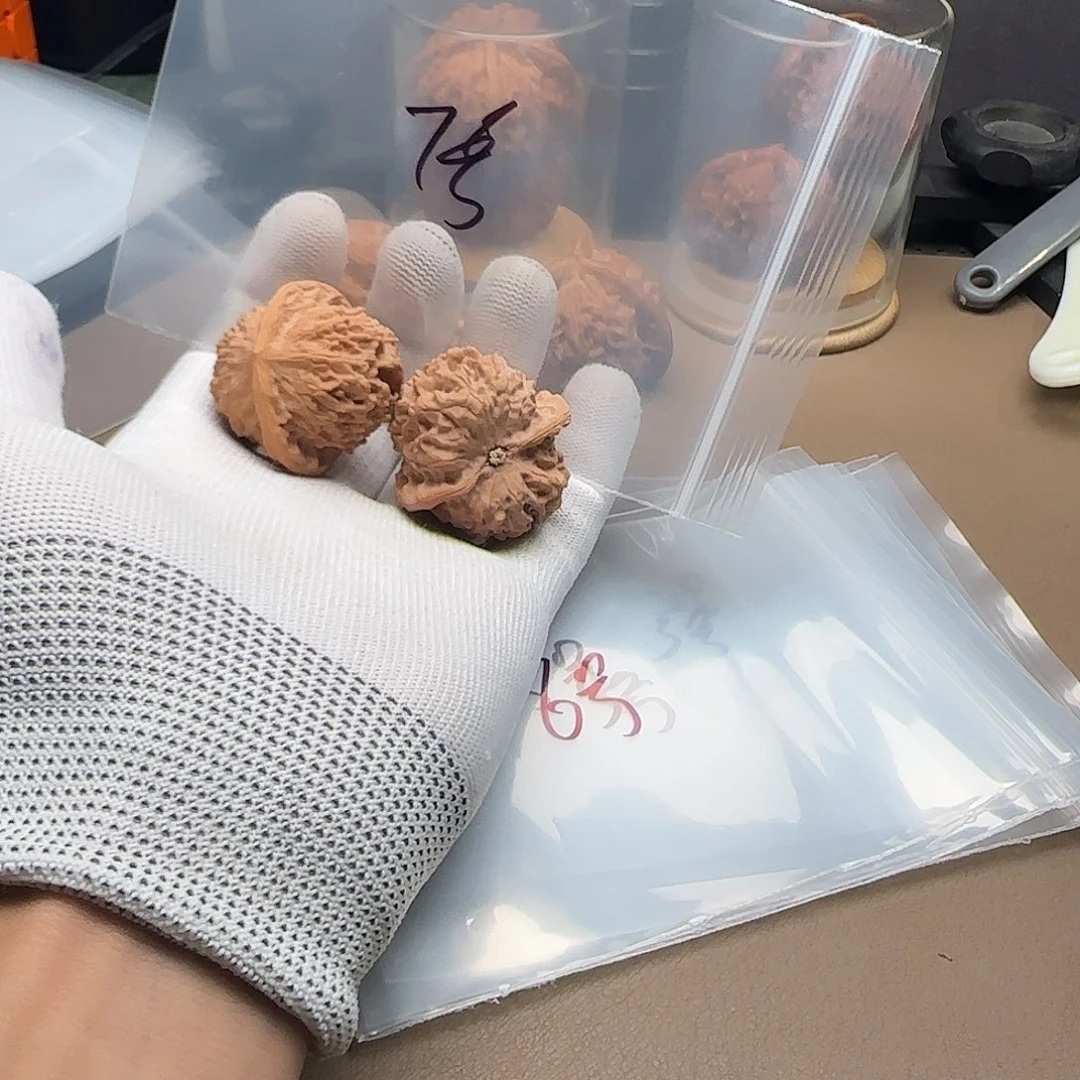 文玩核桃吊坠核桃