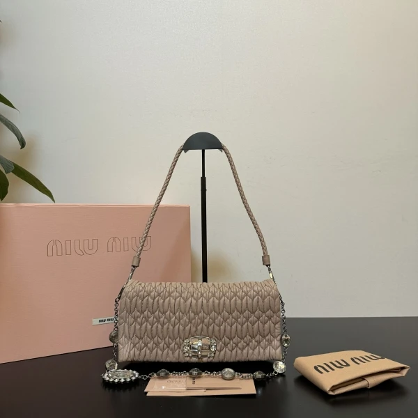 包包/谬谬/95新/250218QR0029