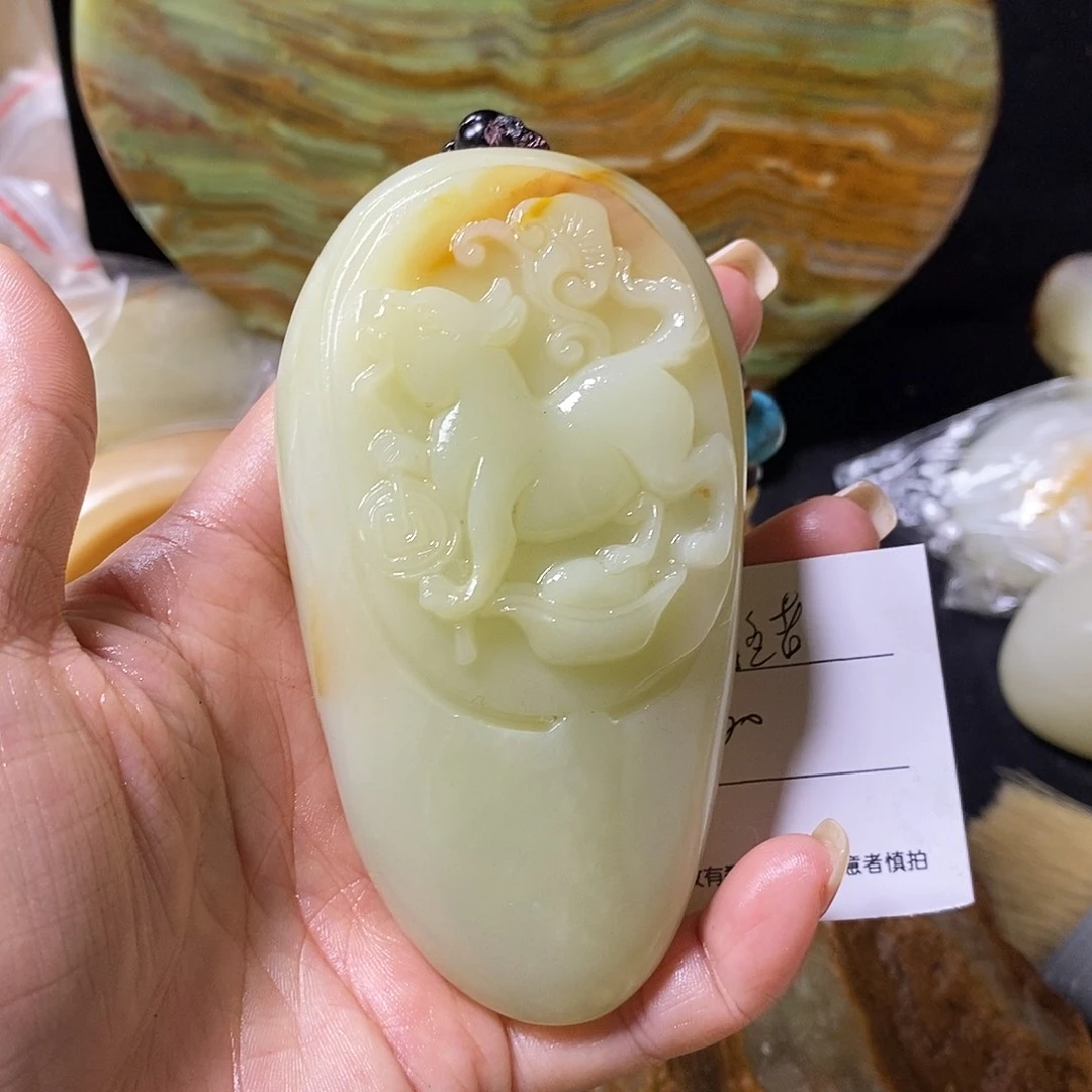 石材钓*者古青石手把件