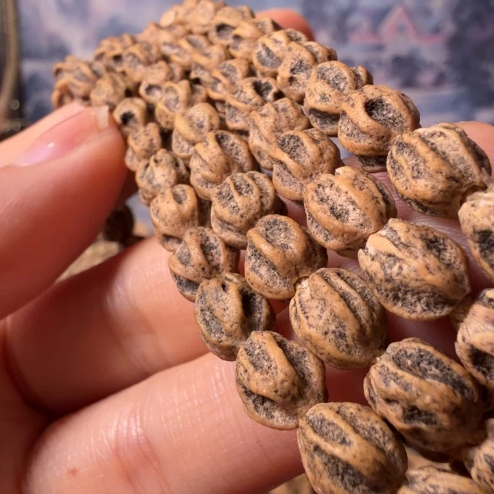 柏香籽/百香籽手串呆*