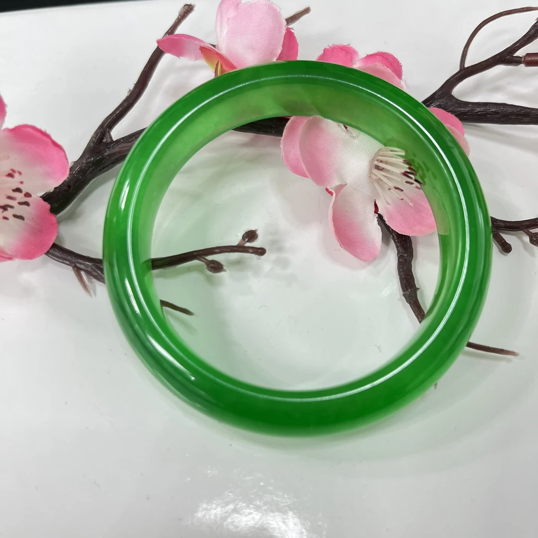 典藏品 绿色正圈时尚简约手镯款