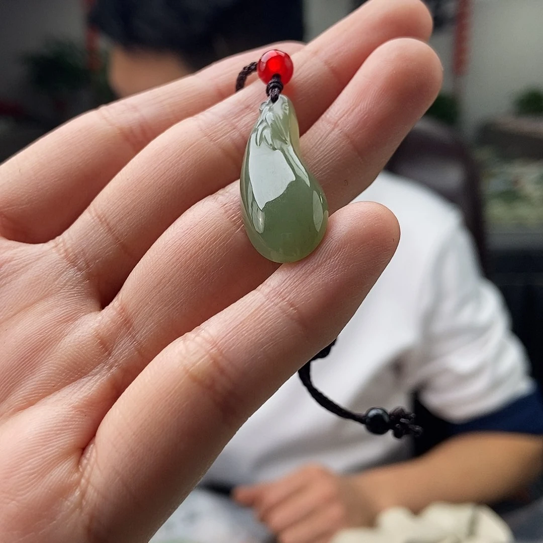 和田玉颜色多样性发拍一发一未镶嵌