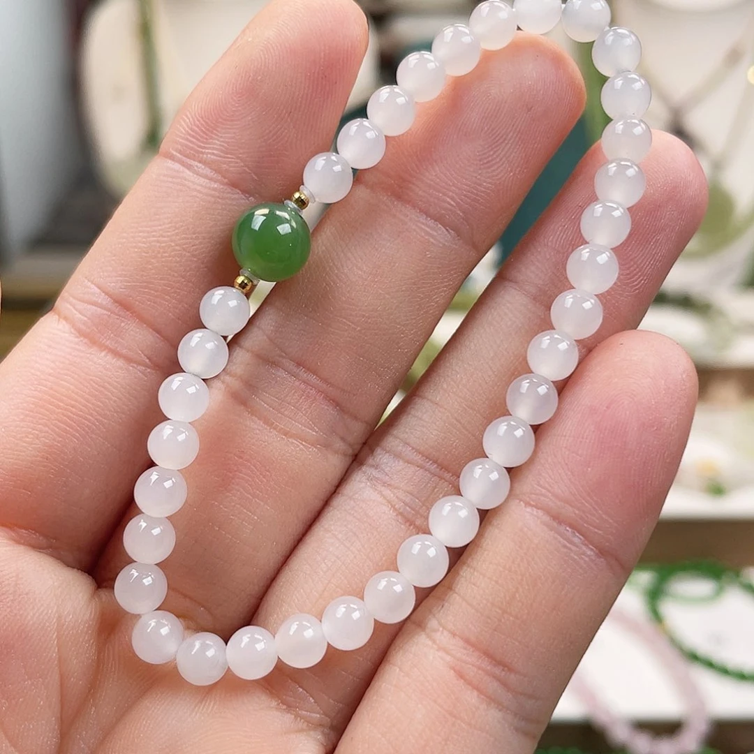 18K金镶嵌手链和田玉5