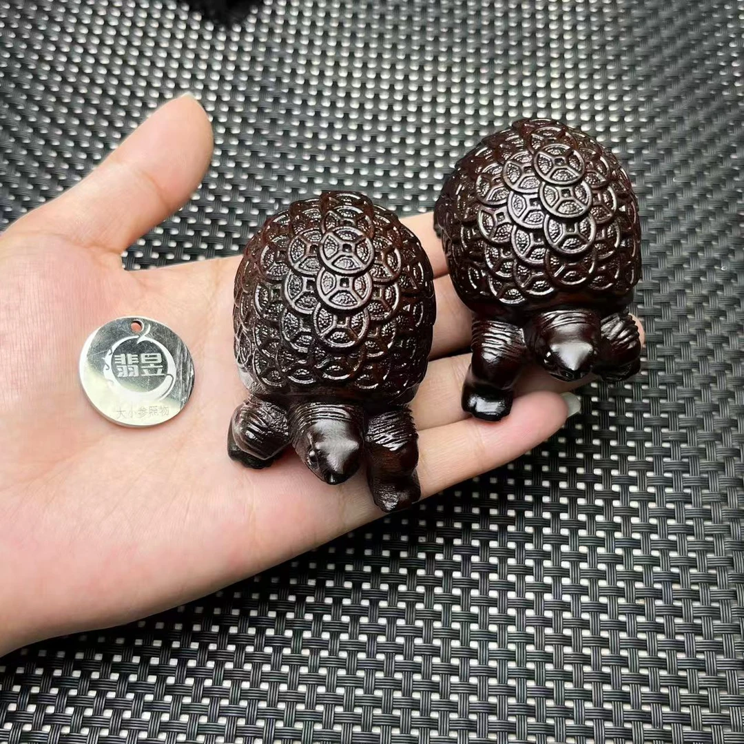 翡昱-N22-19002-黑檀木金钱龟把件-多样性发其一