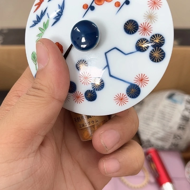 盖碗瓷器瓷器瓷器吃肉