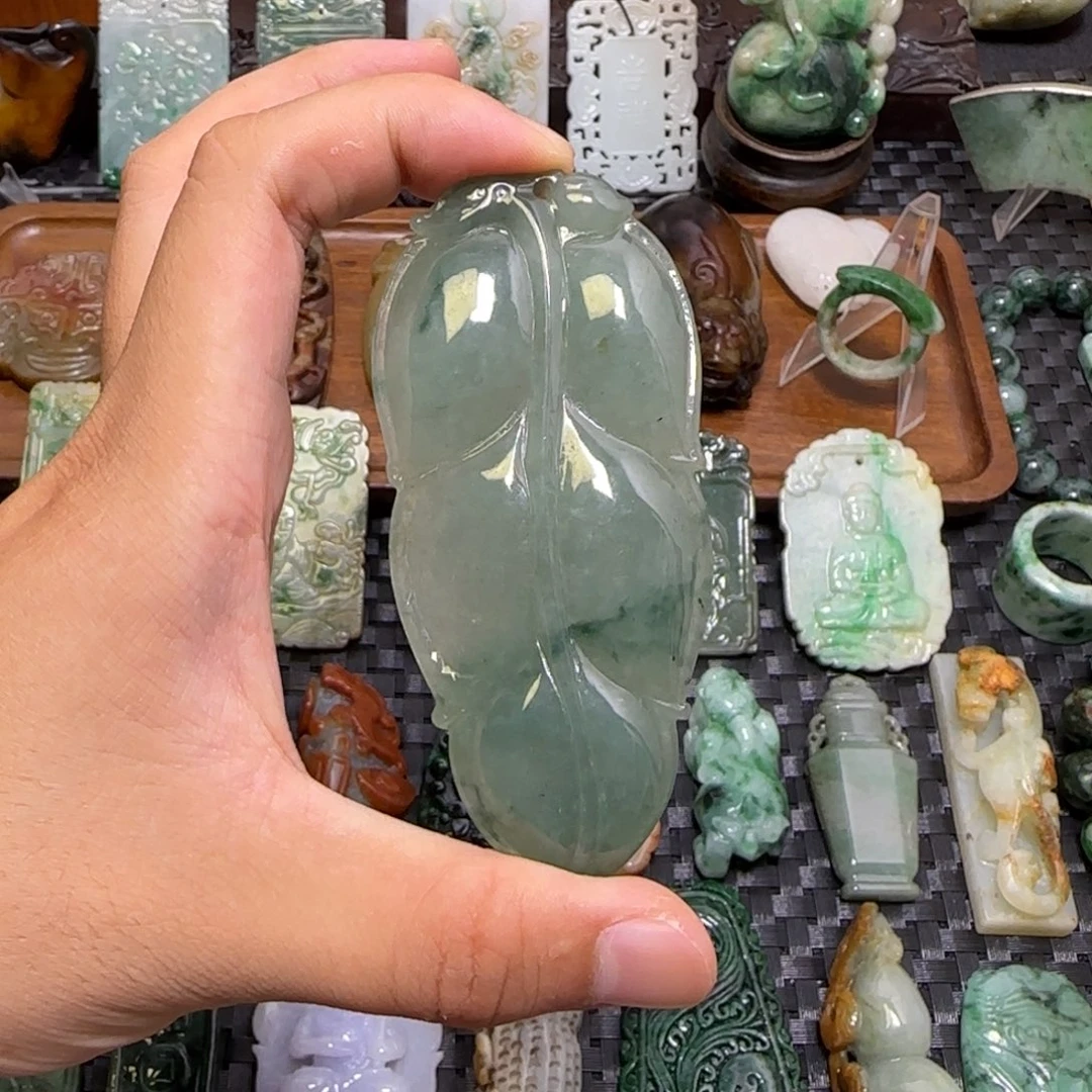 明***生翡翠未镶嵌颈饰翡翠颈饰未镶嵌