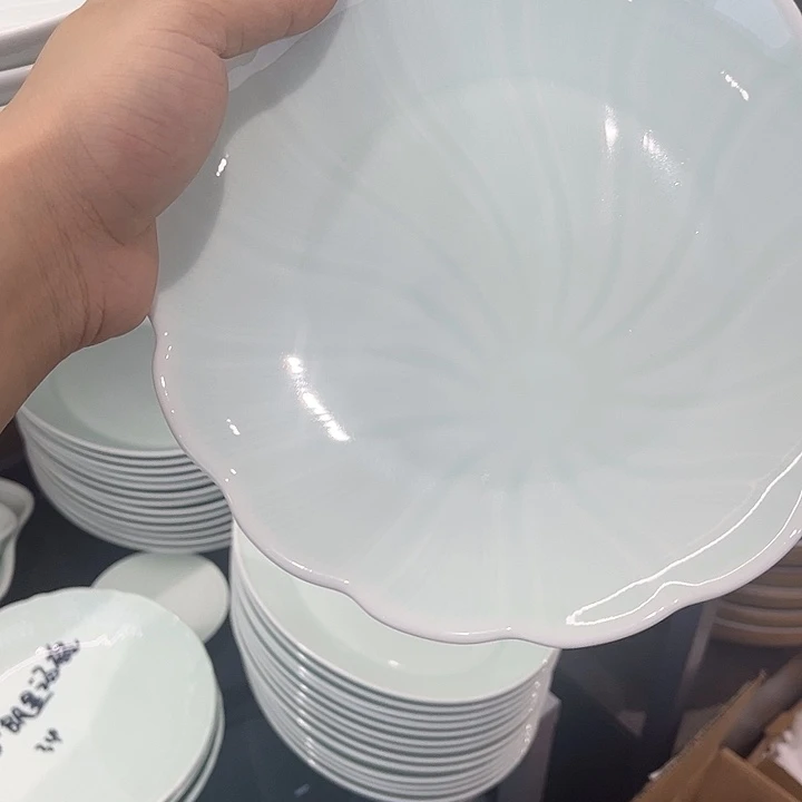 8寸影青牡丹盘陶瓷