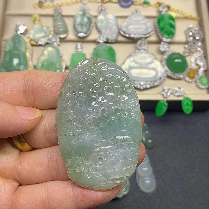 翡翠未镶嵌颈饰漏漏漏漏漏