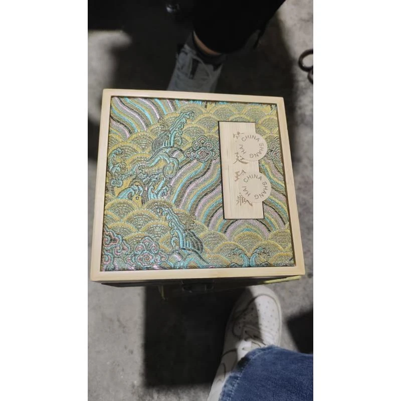 1个开封绿色笔正方形摆件链接