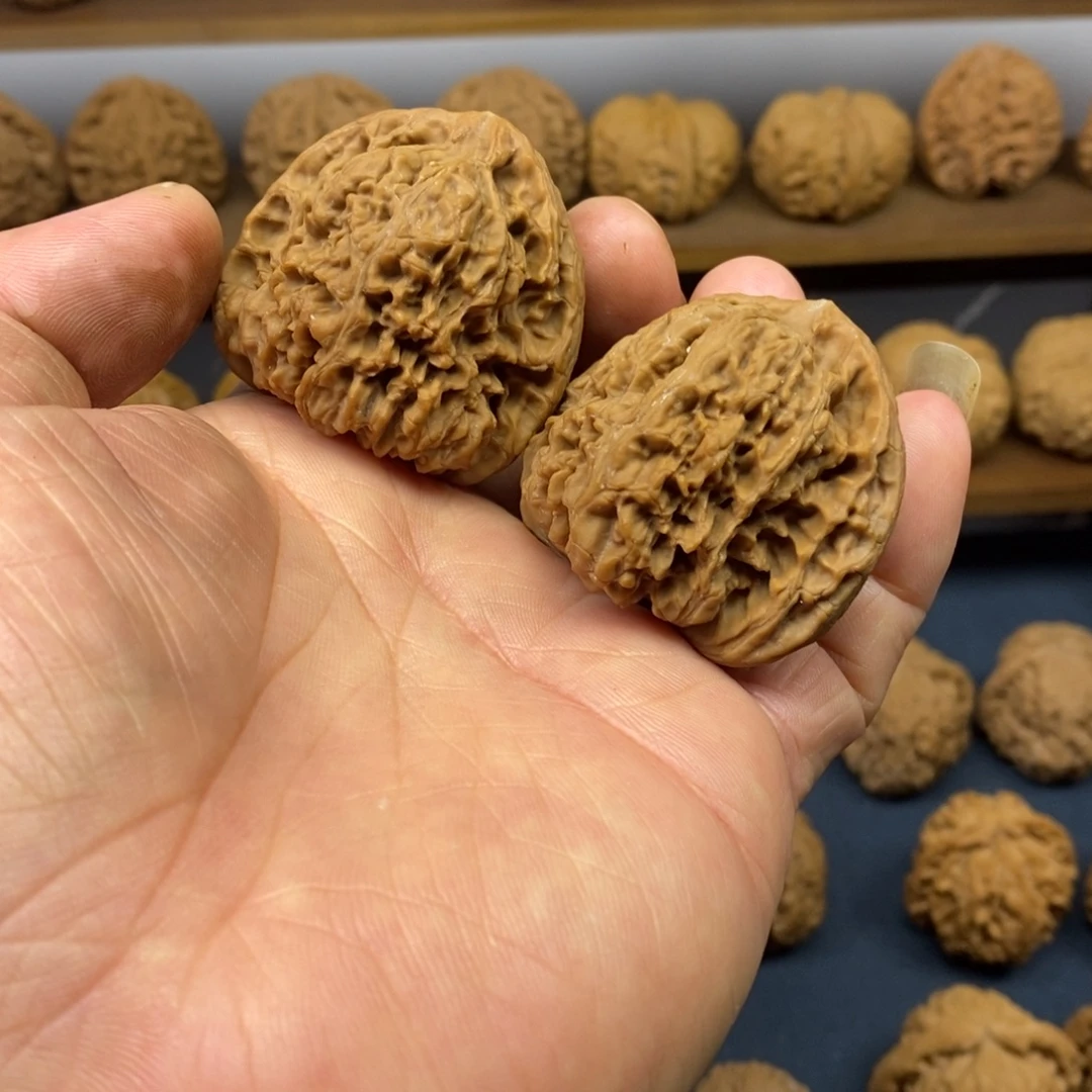 吊坠文玩核桃南疆46全品