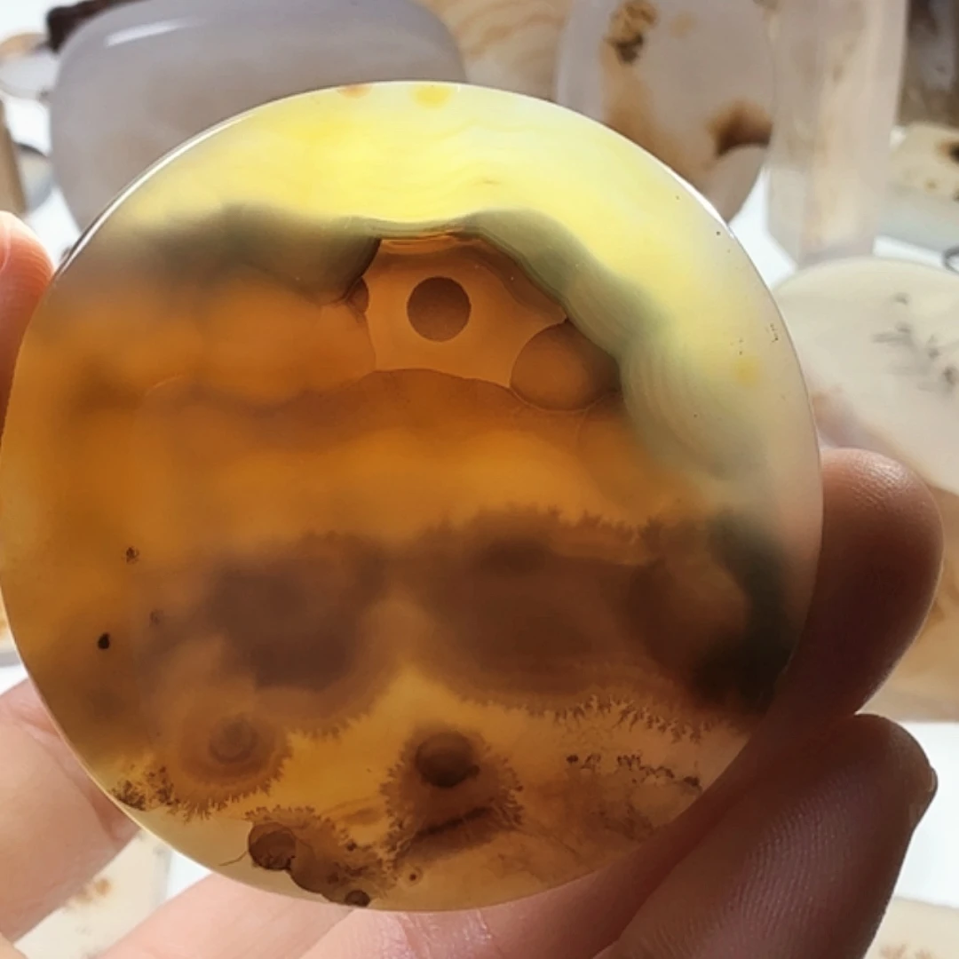 玛瑙/玉髓未镶嵌珠宝半成品