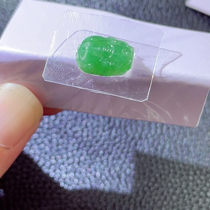 未镶嵌定制翡翠翡翠