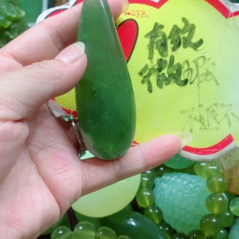 蛇纹石玉未镶嵌手把件