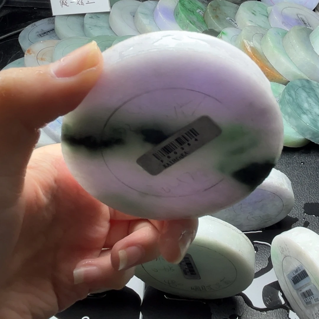 定制翡翠未镶嵌翡翠手镯