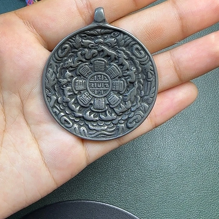 M***X铜铁合金类藏传工艺品九宫八卦