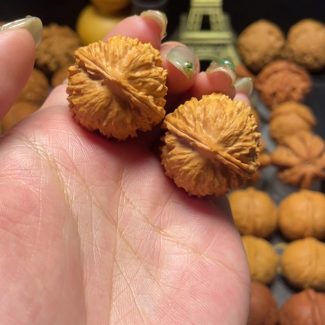 文玩核桃把件刺球