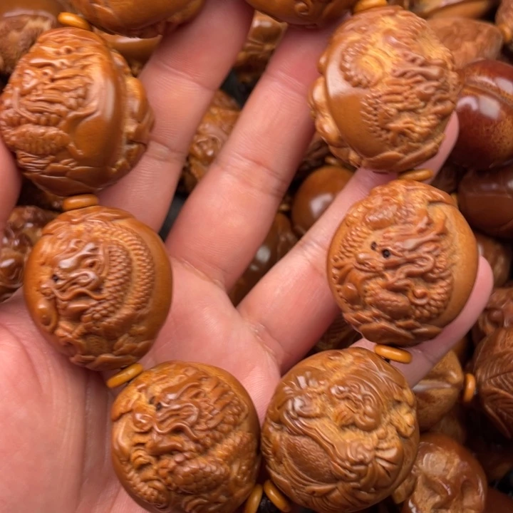 橄榄核手串1**月橄榄核手持