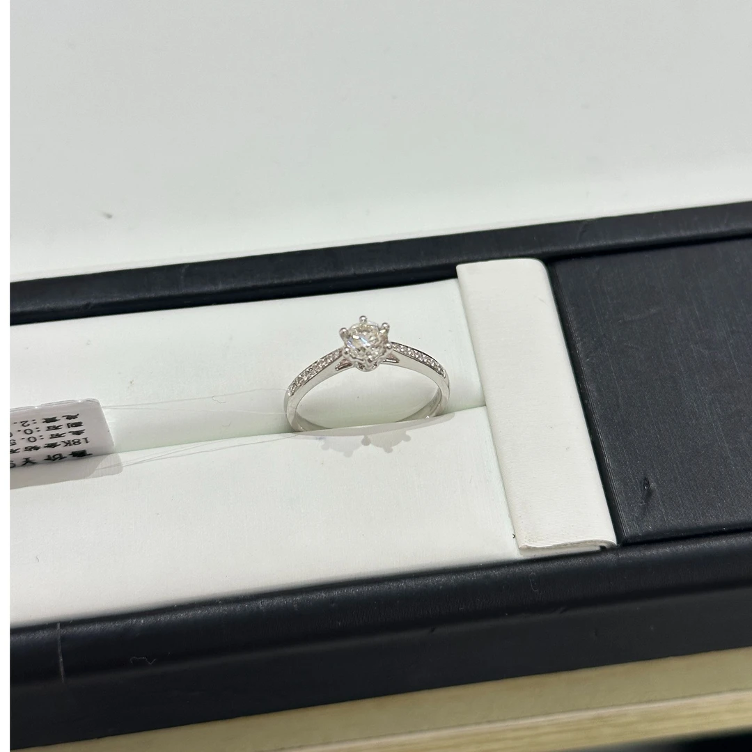 18k金天然钻石星光六爪女款戒时尚精致南非钻女戒