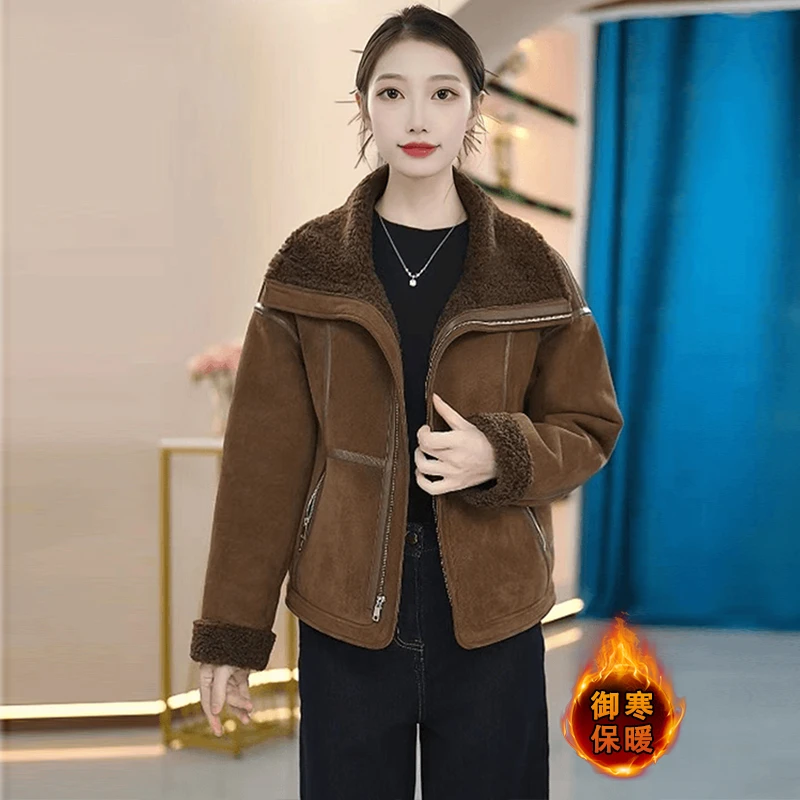 时尚加厚保暖显瘦休闲大翻领短款外套女2025冬季新款皮毛一体棉衣