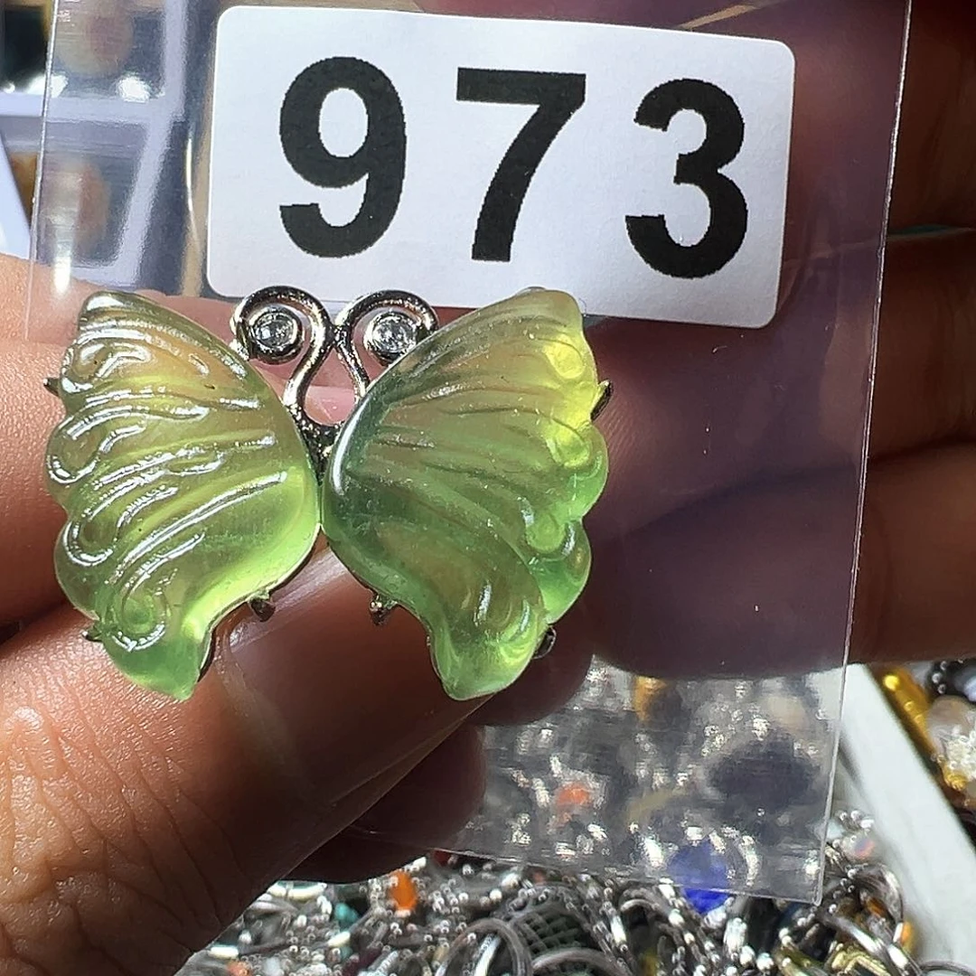 石英质玉戒指未镶嵌