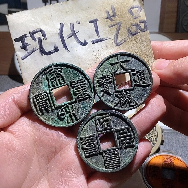 铜现代翻砂制作工艺品