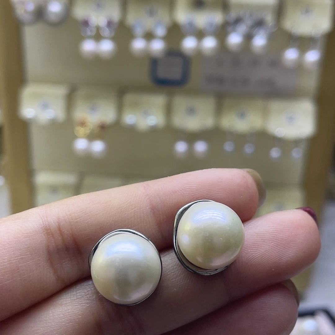 银S925镶嵌耳饰淡水珍珠