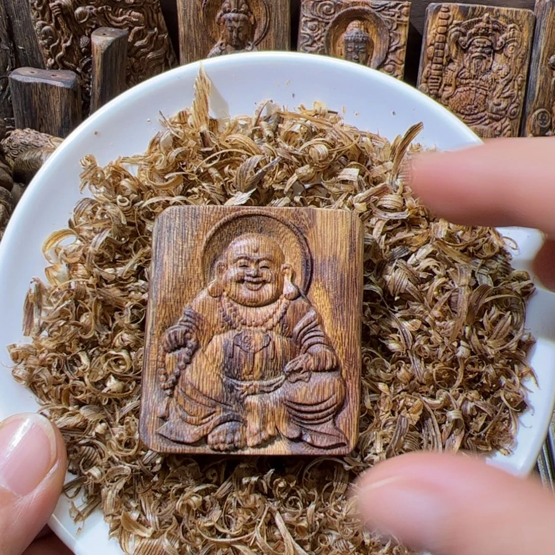 沉香沉香碎屑乌身雕刻13.9克