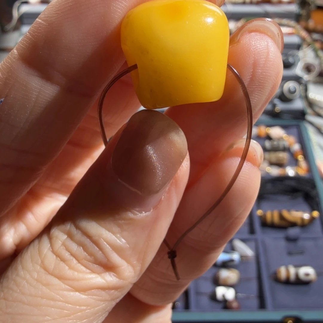 琥珀裸石未镶嵌O*生